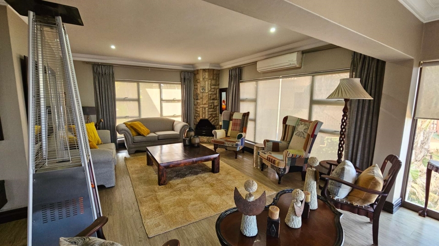 4 Bedroom Property for Sale in Birdwood Estate North West